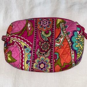 VERA BRADLEY MAKEUP BAG